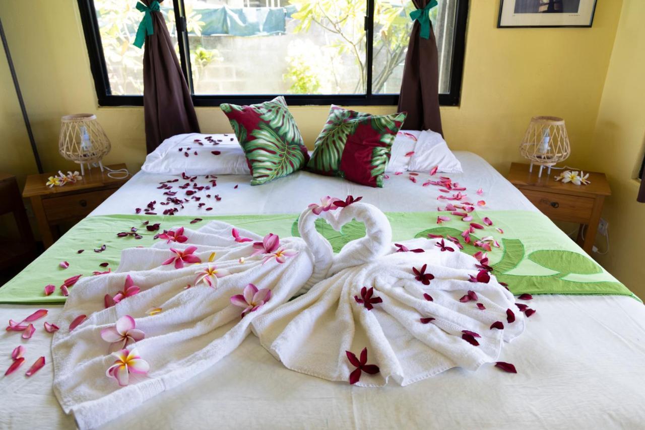 Fare Manava Villa Bora Bora Luaran gambar